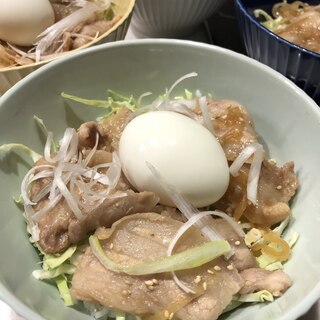 豚バラ丼